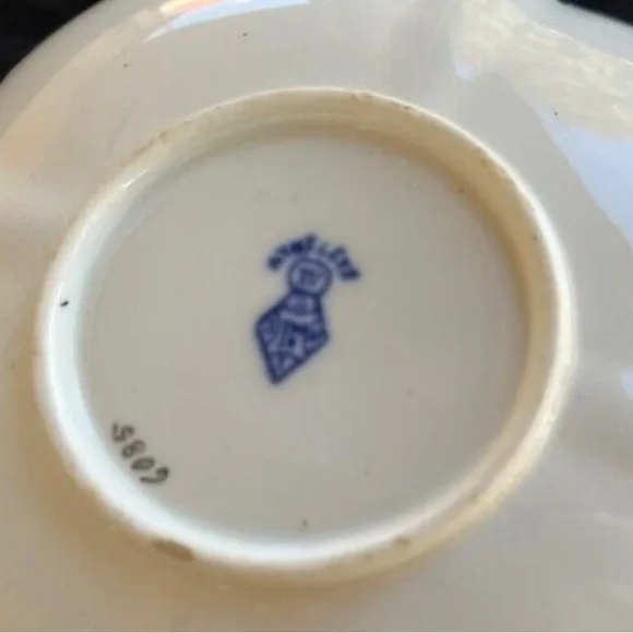 ⚡️SOLD⚡️ Aynsley Antique Porcelain Teacup & Saucer 6085 Rare Coffee Tea - Picture 4 of 4